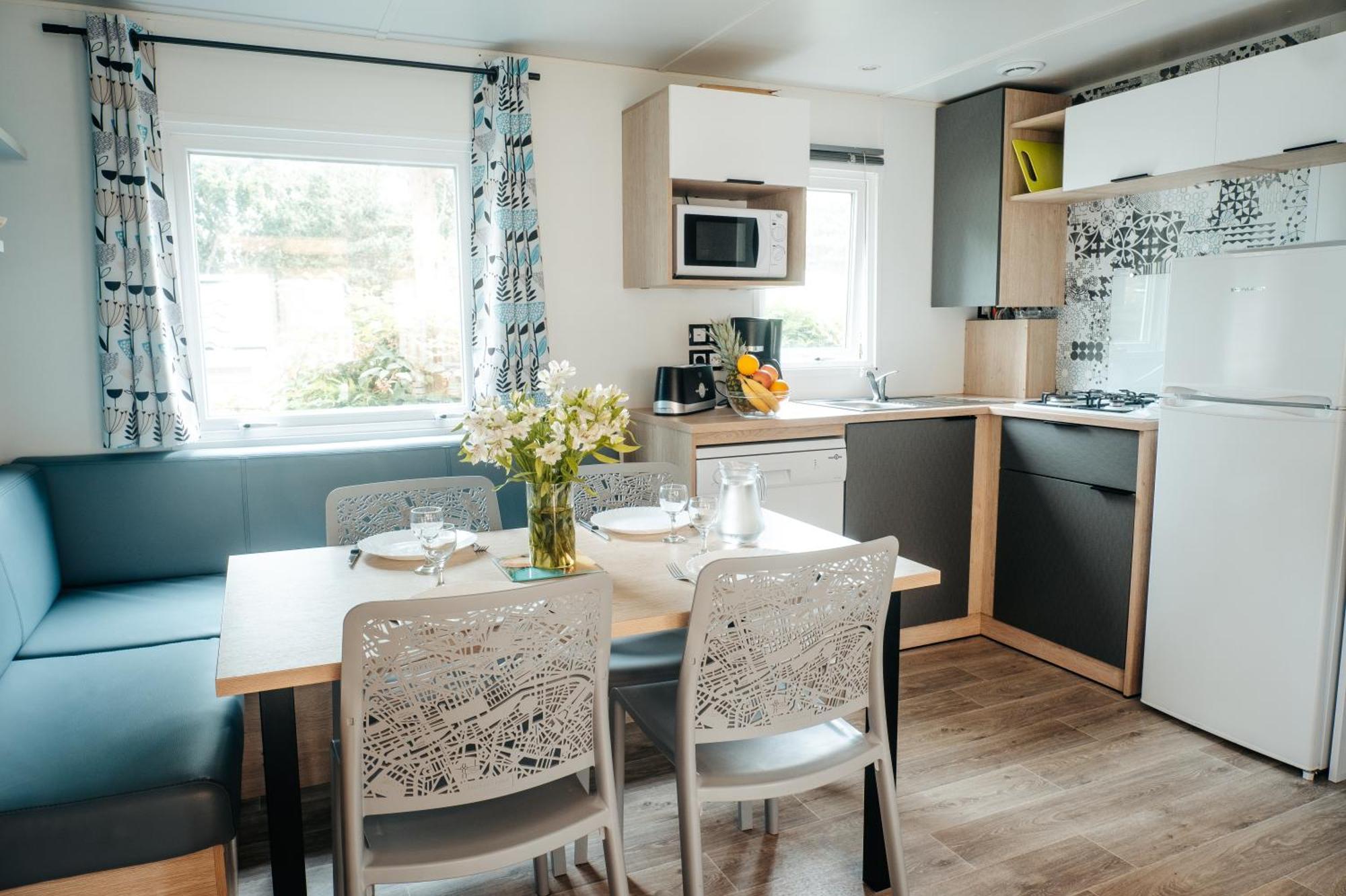 Mobil Home Xxl 4 Chambres - Medrose Camping Saint-Thomé Екстериор снимка
